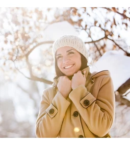 Hijaluronska kiselina + ceramidi: zimski par za preživljavanje kože