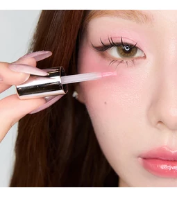 Minimalistička kozmetička torbica: 5 korejskih proizvoda koja su dovoljna za sve