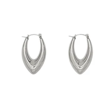 immaculati thickie silver earring