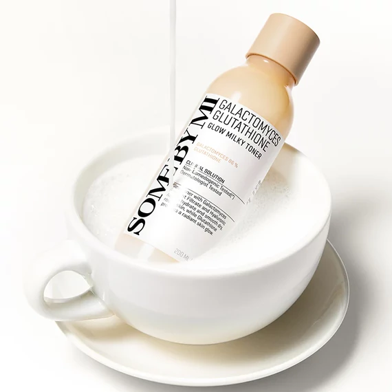Some By Mi Galactomyces Glutathione Glow Milky Toner 
