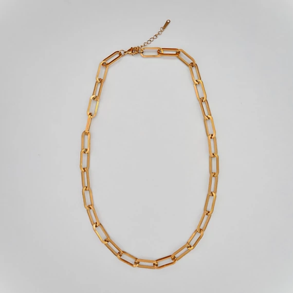 immaculati baddie golden necklace 4