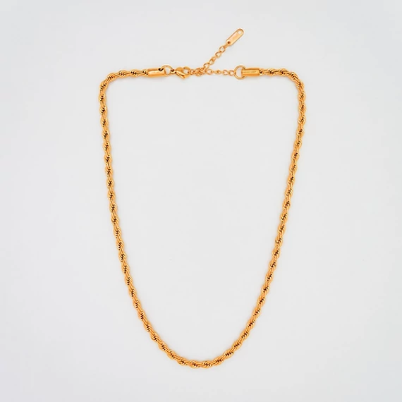 immaculati ropie golden necklace 3
