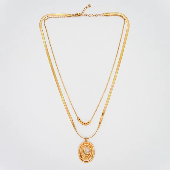 immaculati tanglie golden necklace 3
