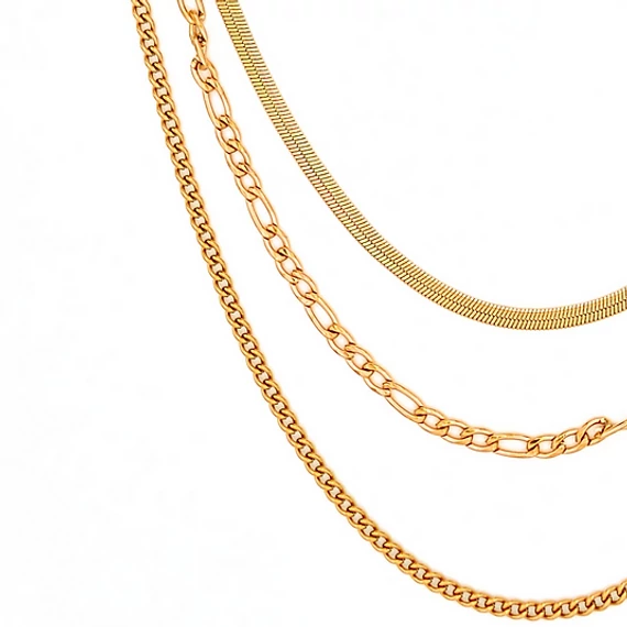 immaculati triplie golden necklace 1