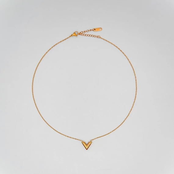 immaculati vickie golden necklace 4