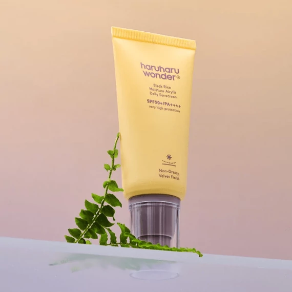 Haruharu Wonder Black Rice Moisture Airyfit Daily Sunscreen (sample) – Nawilżający Krem Przeciwsłoneczny 2ml (sample)