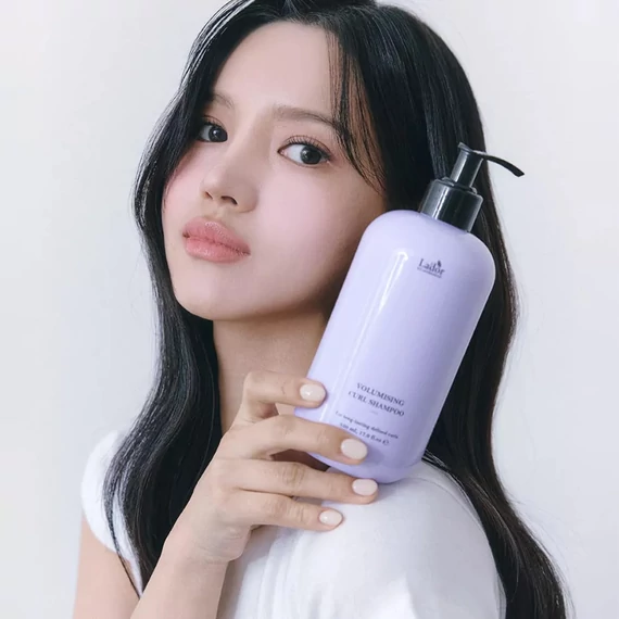 Lador Volumising Curl Shampoo – Šampon za Objem Kodrastih Las 530ml