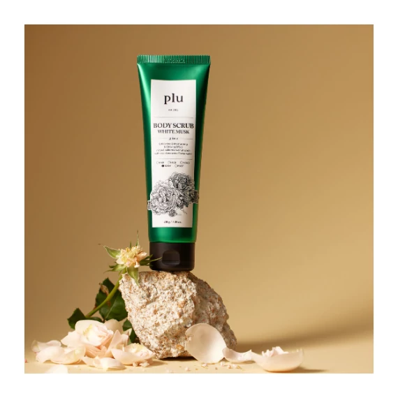 Plu Body Scrub – White Musk – Nežen Telesni Piling 200g