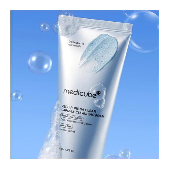 Medicube Zero Pore Clearing Capsule Cleansing Foam – Globoko Čistilni Peno Gel 120g