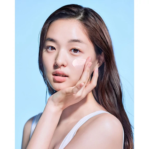 Tocobo Vita Tone Up Sun Cream SPF50+ PA++++ (sample) – Tonirajoči Zaščitni Krem (sample) 1,5ml