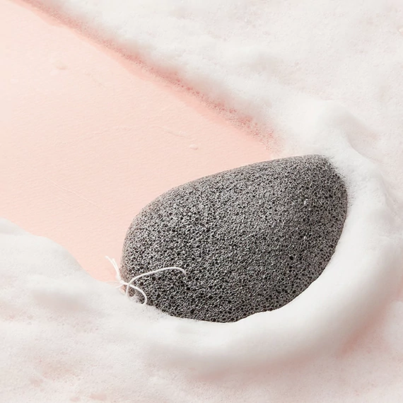 Purito Seoul Bamboo Charcoal Konjac Sponge – Arctisztító Konjac Szivacs