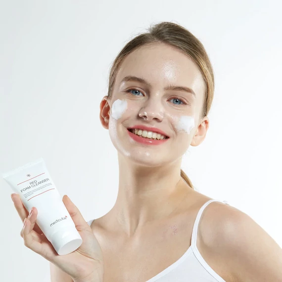 Medicube Red Foam Cleanser BIG SIZE – Arctisztító Hab 230ml