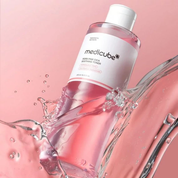 Medicube PDRN Pink Cica Soothing Toner - Tonic Calmante Pentru Față 250ml