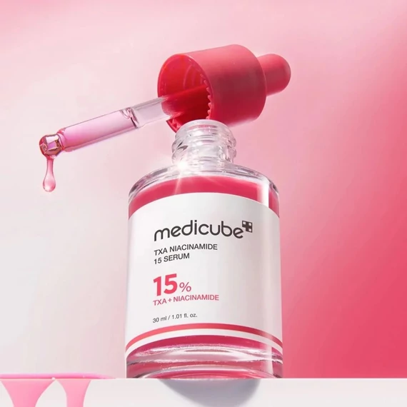 Medicube TXA Niacinamide 15 Serum – Tonisierende Serum für das Gesicht 30ml