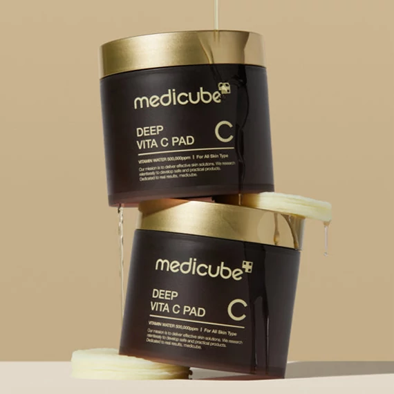 Medicube Deep Vita C Pad – Világosító Arcpárnák C-Vitaminnal 70db/150g