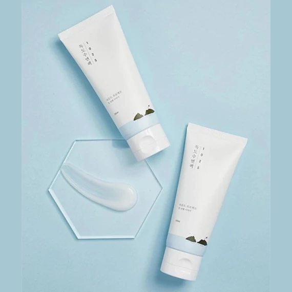 Round Lab 1025 Dokdo Cleanser (sample) – Jemný Čistiaci Gél 2ml (sample)