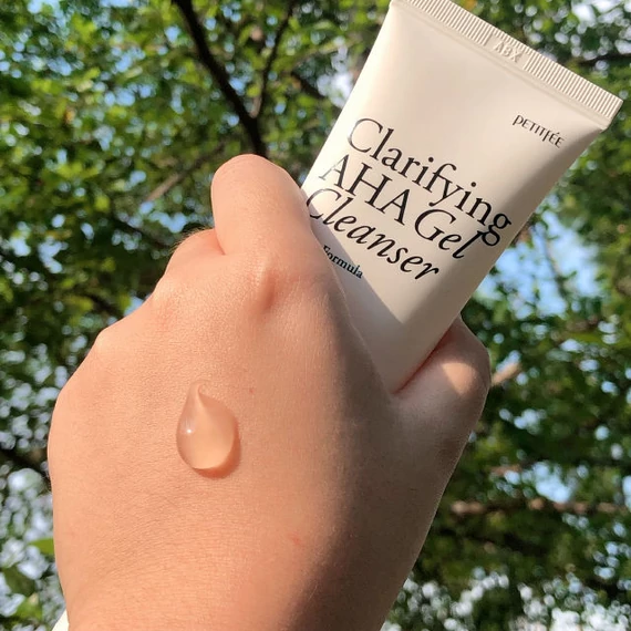 Petitfee Clarifying AHA Gel Cleanser – Gesichtsreinigungsgel Mit AHA-, BHA-, LHA-Säuren 100g