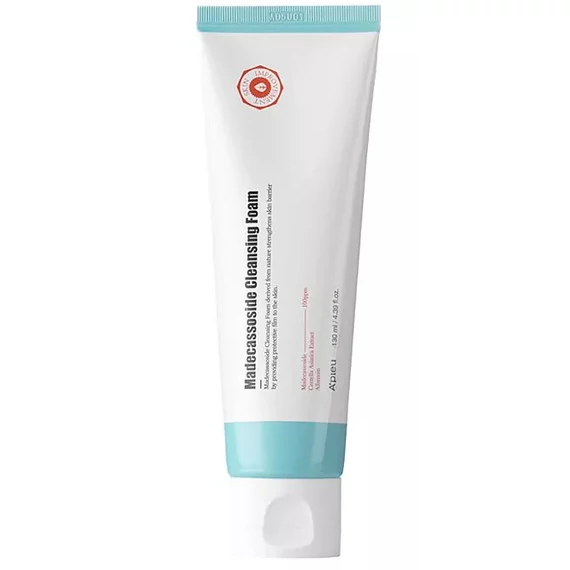 A'PIEU Madecassoside Cleansing Foam