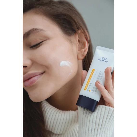 CUSKIN Clean Up Blemish Sun Lotion 50+ PA++++ – Lehký Opaľovací Krém 60ml
