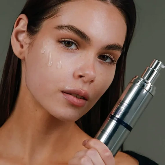 CUSKIN Vitamin U Serum – Anti-Aging Sérum S Vitamínem U A Peptidy 60ml