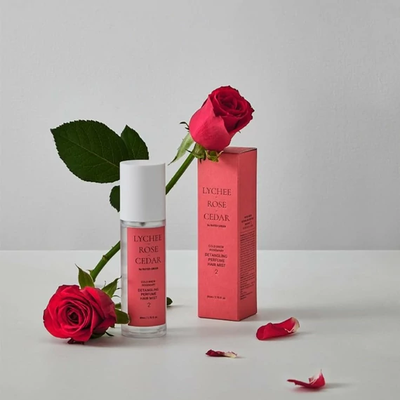 Rated Green Cold Brew Rosemary Detangling Perfume Hair Mist 2 – Dišeča Meglica za Lase „Lychee-Rose-Cedar” 80ml